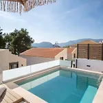 Ionian Elite Beachfront Villa *