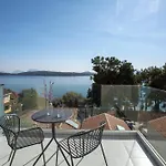 Ionian Elite Beachfront Вилла Нидри