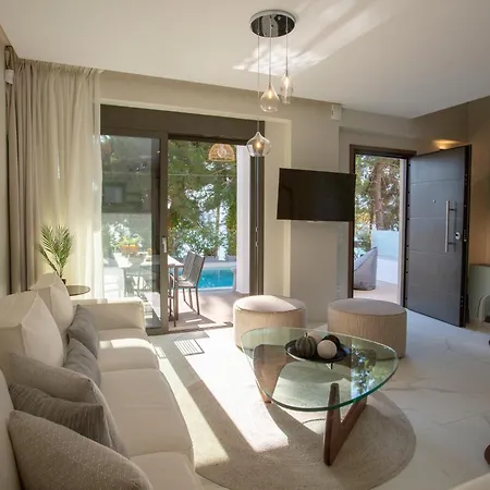 Ionian Elite Beachfront ヴィラ ニドリ