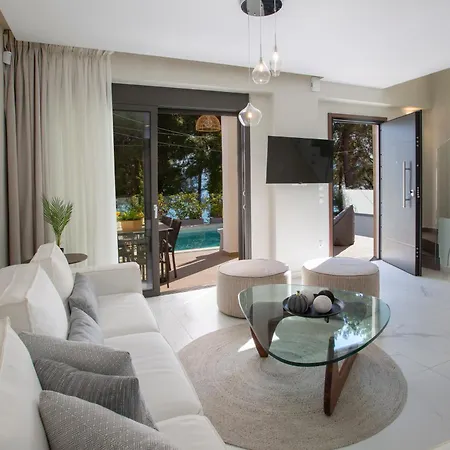 Ionian Elite Beachfront Вилла *