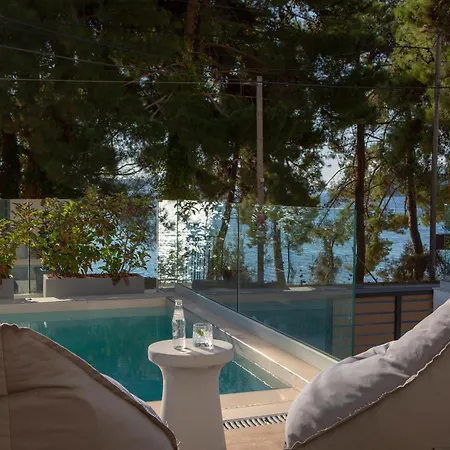 Ionian Elite Beachfront * Nydri (Lefkada)